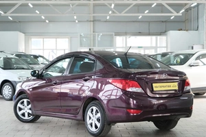Седан Hyundai Solaris 2012 года, 869000 рублей, Омск
