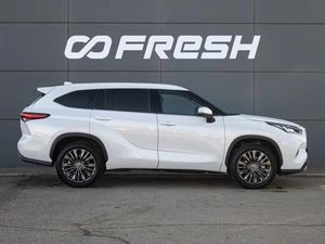 Внедорожник Toyota Highlander 2025 года, 5670000 рублей, Краснодар