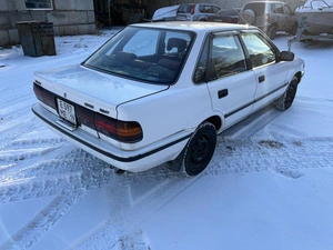 Седан Toyota Sprinter 1988 года, 197000 рублей, Красноярск