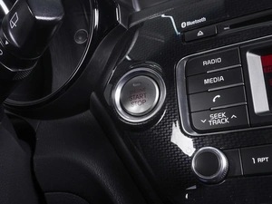 Хетчбэк Kia Rio 2017 года, 1199000 рублей, Ростов-на-Дону