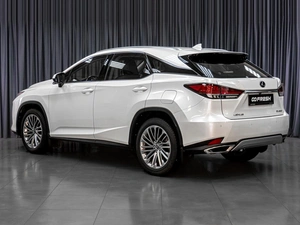 Внедорожник Lexus RX 2021 года, 6299000 рублей, Тюмень
