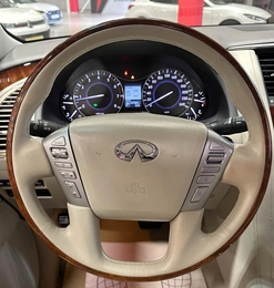 Внедорожник Infiniti QX80 2014 года, 2957000 рублей, Красноярск