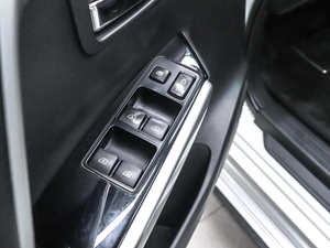 Внедорожник Mitsubishi Montero Sport 2022 года, 4200000 рублей, Красноярск