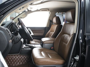 Внедорожник Toyota Land Cruiser 2014 года, 3160000 рублей, Омск