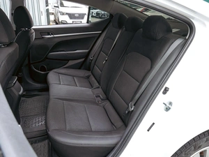 Седан Hyundai Elantra 2019 года, 1290000 рублей, Краснодар