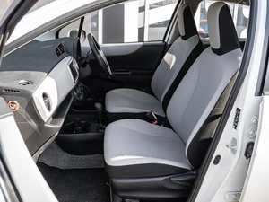 Хетчбэк Toyota Vitz 2011 года, 855000 рублей, Краснодар