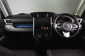 Минивэн Toyota Roomy 2018 года, 1289000 рублей, Челябинск