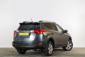 Внедорожник Toyota RAV4 2016 года, 1999000 рублей, Тюмень