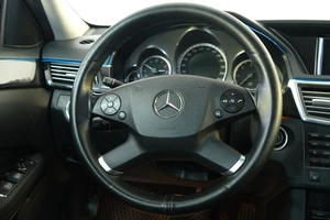 Седан Mercedes-benz E-класс 2009 года, 1599000 рублей, Омск