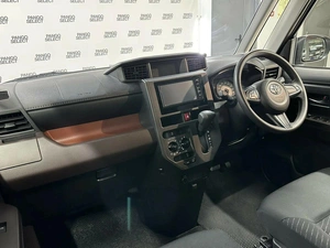 Минивэн Toyota Roomy 2019 года, 980000 рублей, Красноярск