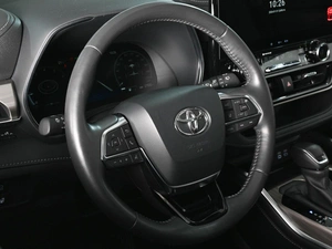 Внедорожник Toyota Highlander 2024 года, 4749000 рублей, Аксай