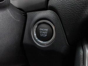 Внедорожник Toyota RAV4 2025 года, 4140000 рублей, Краснодар