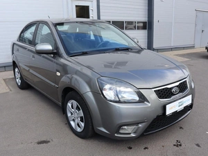 Седан Kia Rio 2011 года, 790000 рублей, Железногорск