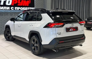 Внедорожник Toyota RAV4 2021 года, 3697000 рублей, Красноярск