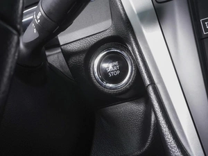 Седан Toyota Camry 2015 года, 2370000 рублей, Ростов-на-Дону