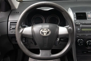 Седан Toyota Corolla 2010 года, 739000 рублей, Оренбург