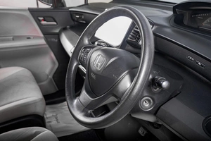 Минивэн Honda Freed 2009 года, 1079000 рублей, Томск