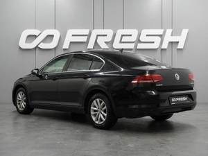 Седан Volkswagen Passat 2017 года, 1598000 рублей, Воронеж