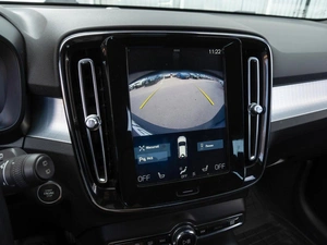 Внедорожник Volvo XC40 2019 года, 2499000 рублей, Саратов