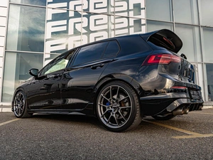 Хетчбэк Volkswagen Golf R 2023 года, 6200000 рублей, Краснодар