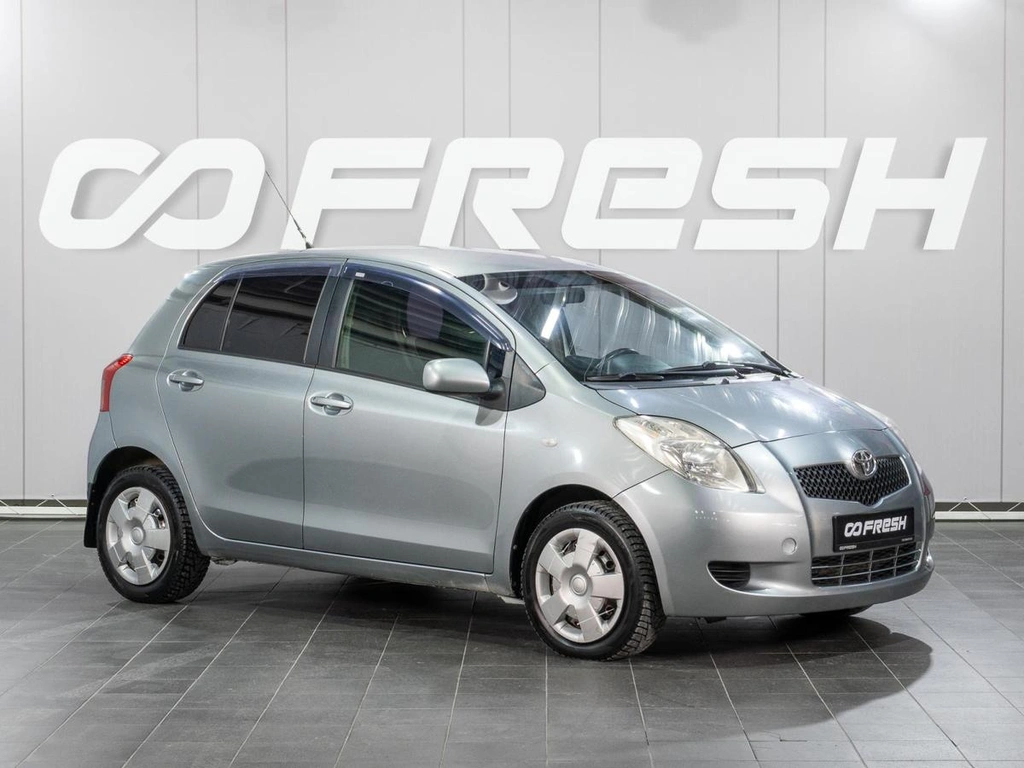 Хетчбэк Toyota Yaris 2006 года, 699000 рублей, Сургут