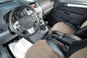 Минивэн Opel Zafira 2013 года, 959000 рублей, Тюмень