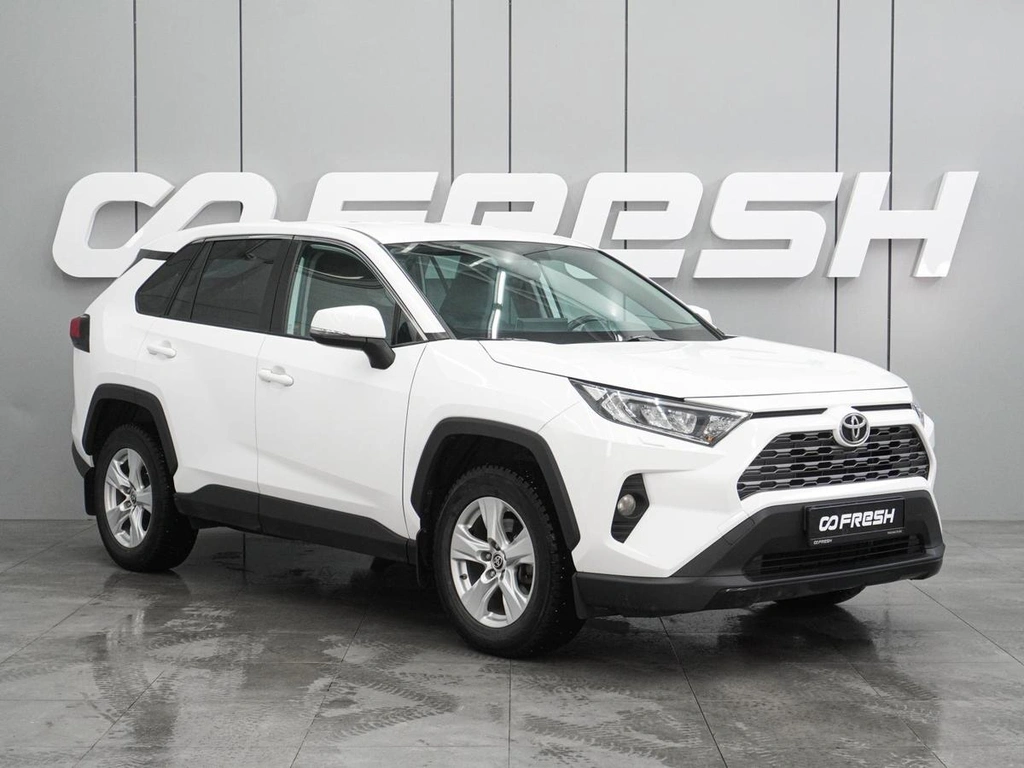 Внедорожник Toyota RAV4 2020 года, 2749000 рублей, Воронеж