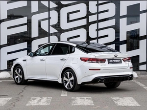 Седан Kia Optima 2018 года, 2480000 рублей, Краснодар