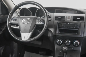 Седан Mazda 3 2013 года, 959000 рублей, Кемерово