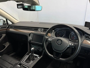 Седан Volkswagen Passat 2015 года, 1648000 рублей, Красноярск