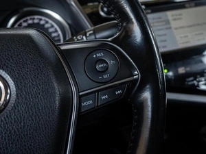 Седан Toyota Camry 2019 года, 2130000 рублей, Краснодар