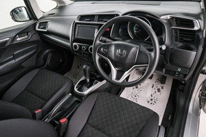 Хетчбэк Honda Fit 2013 года, 999000 рублей, Красноярск