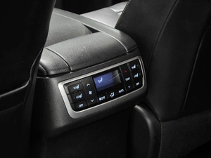 Внедорожник Toyota Highlander 2014 года, 2770000 рублей, Красноярск