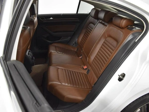 Седан Volkswagen Passat 2017 года, 2299900 рублей, Казань