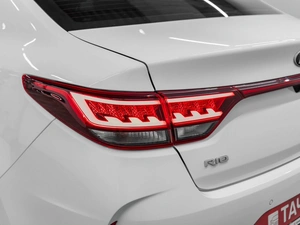 Седан Kia Rio 2020 года, 1650000 рублей, Красноярск