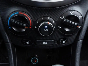 Седан Hyundai Solaris 2014 года, 850000 рублей, Самара