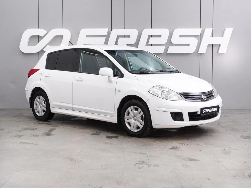 Хетчбэк Nissan Tiida 2011 года, 599000 рублей, Воронеж