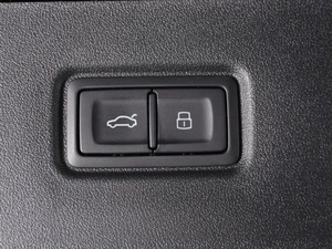 Внедорожник Audi Q5 e-tron 2022 года, 5075000 рублей, Минеральные Воды