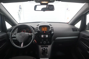 Универсал Opel Zafira 2011 года, 770000 рублей, Орёл