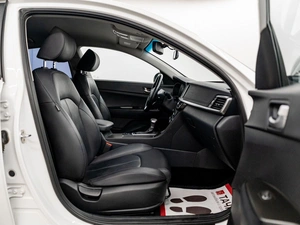 Седан Kia K5 2019 года, 2120000 рублей, Красноярск