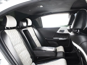 Седан Honda Accord 2013 года, 1680000 рублей, Омск