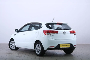 Хетчбэк Kia Rio 2015 года, 1159000 рублей, Омск