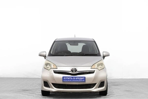 Хетчбэк Toyota Ractis 2011 года, 839000 рублей, Барнаул