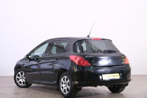 Хетчбэк Peugeot 308 2010 года, 549000 рублей, Омск