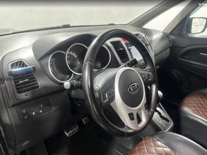 Минивэн Kia Venga 2011 года, 835000 рублей, Орёл