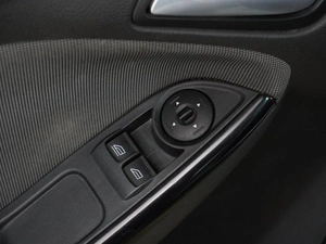 Хетчбэк Ford Focus 2013 года, 699000 рублей, Воронеж