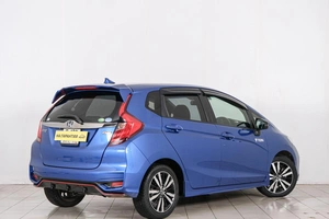 Хетчбэк Honda Fit 2018 года, 1759000 рублей, Красноярск