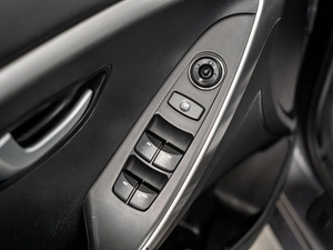 Хетчбэк Hyundai i30 2014 года, 925000 рублей, Красноярск