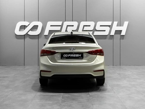 Седан Hyundai Solaris 2018 года, 1359000 рублей, Тюмень