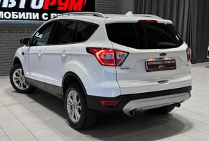 Внедорожник Ford Kuga 2018 года, 1597000 рублей, Красноярск